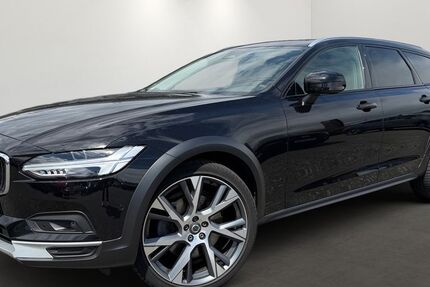 Volvo V90 Cross Country 55.000 km 39.990 &euro; Dillenburg 35684