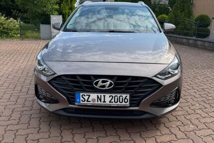Hyundai i30 163.000 km 7.500 &euro; Salzgitter 38228