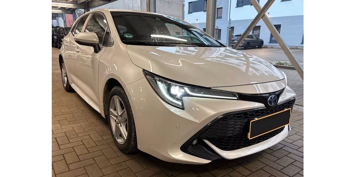 Toyota Corolla 110.000 km 17.999 &euro; Ditzingen 71254