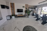 Luxuriös möbliertes Etagen-Apartment mit Garten, Photovoltaik & Premium-Ausstattung – ca. 230 m² Woh