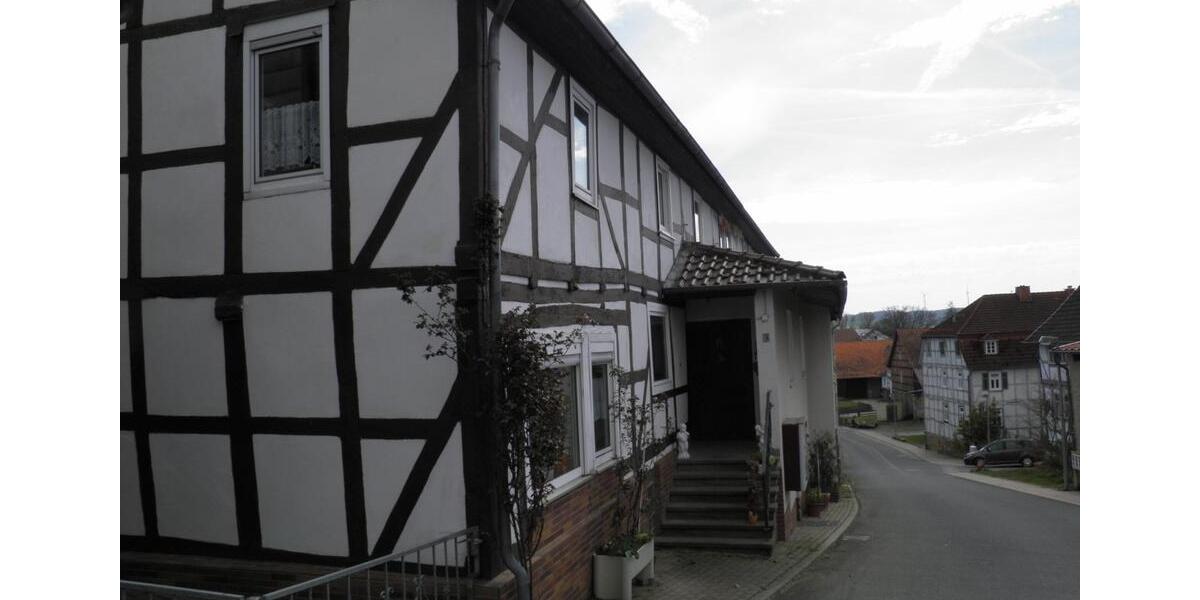 Einfamilienhaus Felsberg - 1 Zimmer, 260 m&sup2;, 85.000&euro; | Angebot:27006061