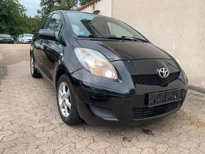 Yaris