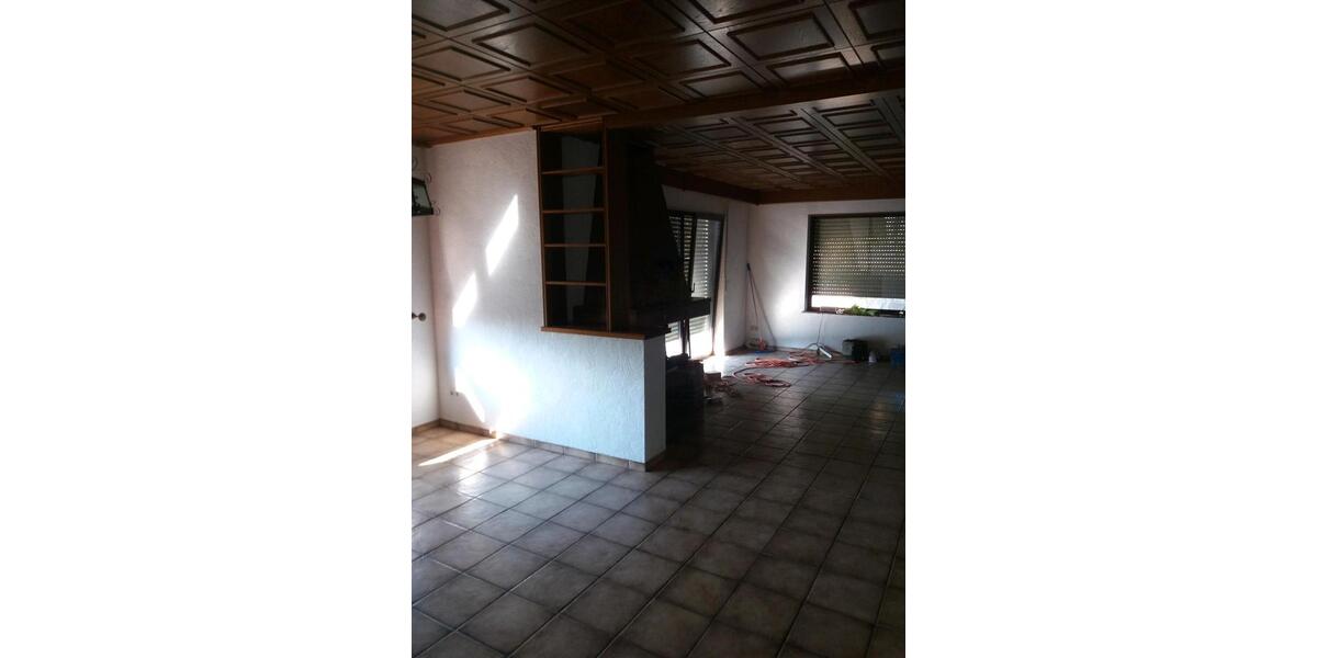 Einfamilienhaus Hermeskeil - 5 Zimmer, 200 m&sup2;, 1.450&euro; | Angebot:26400257