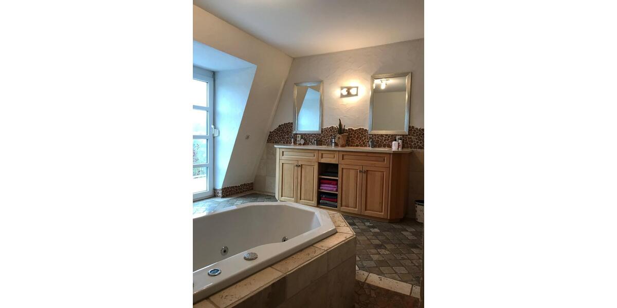Einfamilienhaus Adelsheim - 7 Zimmer, 340 m&sup2;, 872.000&euro; | Angebot:26991636