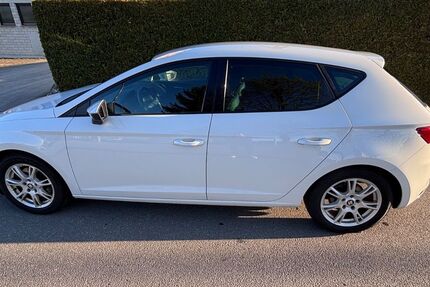Seat Leon 205.000 km 8.900 &euro; Friedrichshafen 88048