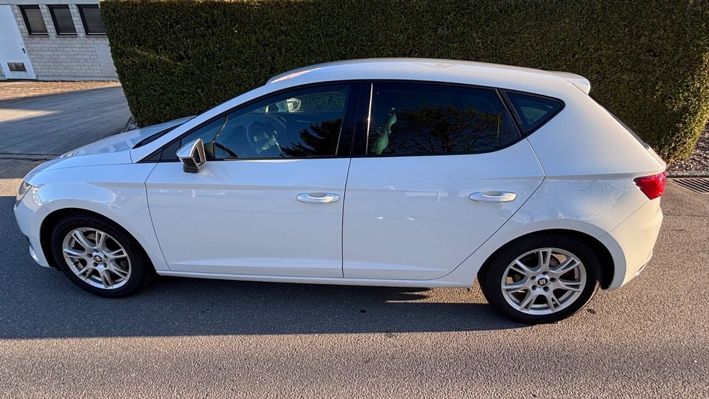 Seat Leon 205.000 km 8.900 &euro; Friedrichshafen 88048