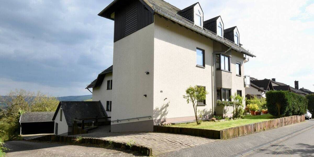 Etagenwohnung Idar-Oberstein Oberstein - 4 Zimmer, 110 m&sup2;, 179.000&euro; | Angebot:26391177