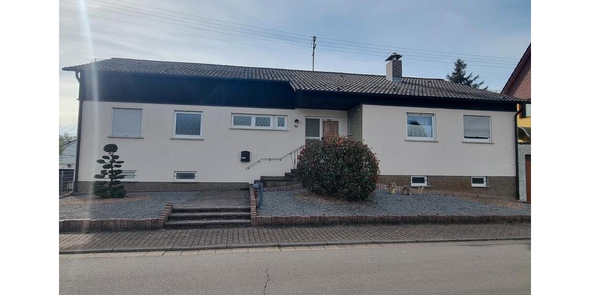 Einfamilienhaus Nalbach - 9 Zimmer, 219 m&sup2;, 469.000&euro; | Angebot:27117729