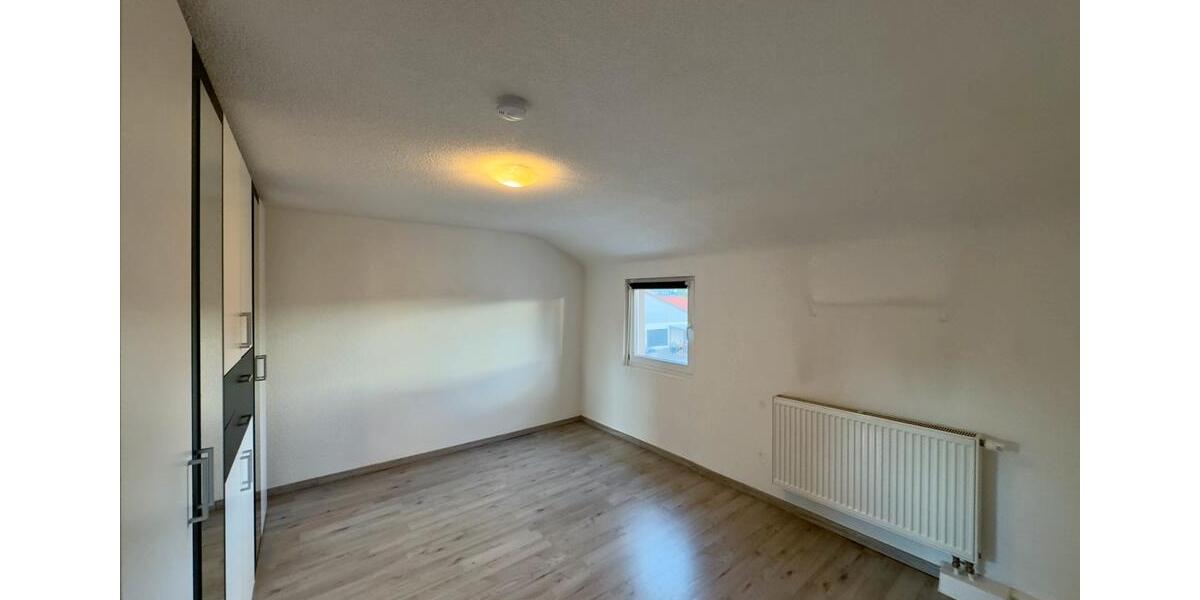 Etagenwohnung Eislingen (Fils) - 2 Zimmer, 38 m&sup2;, 119.000&euro; | Angebot:27196618