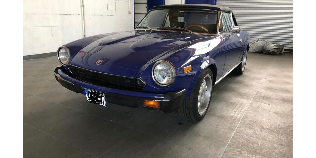 Fiat 124 Spider 182.000 km 12.000 &euro; Benningen 71726