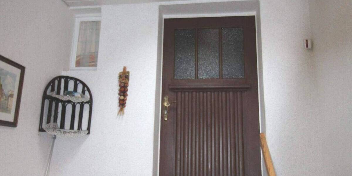 Einfamilienhaus Pößneck Pößneck,Stadt - 7 Zimmer, 140 m&sup2;, 160.000&euro; | Angebot:25802328