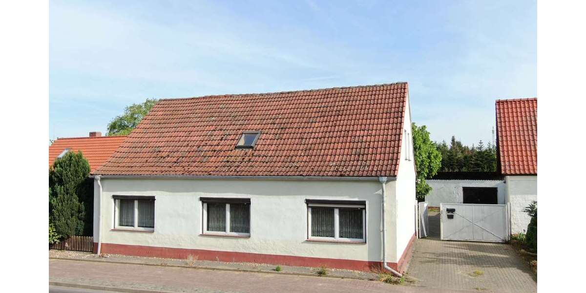 Einfamilienhaus Jävenitz Jävenitz - 7 Zimmer, 165 m&sup2;, 89.000&euro; | Angebot:26671865