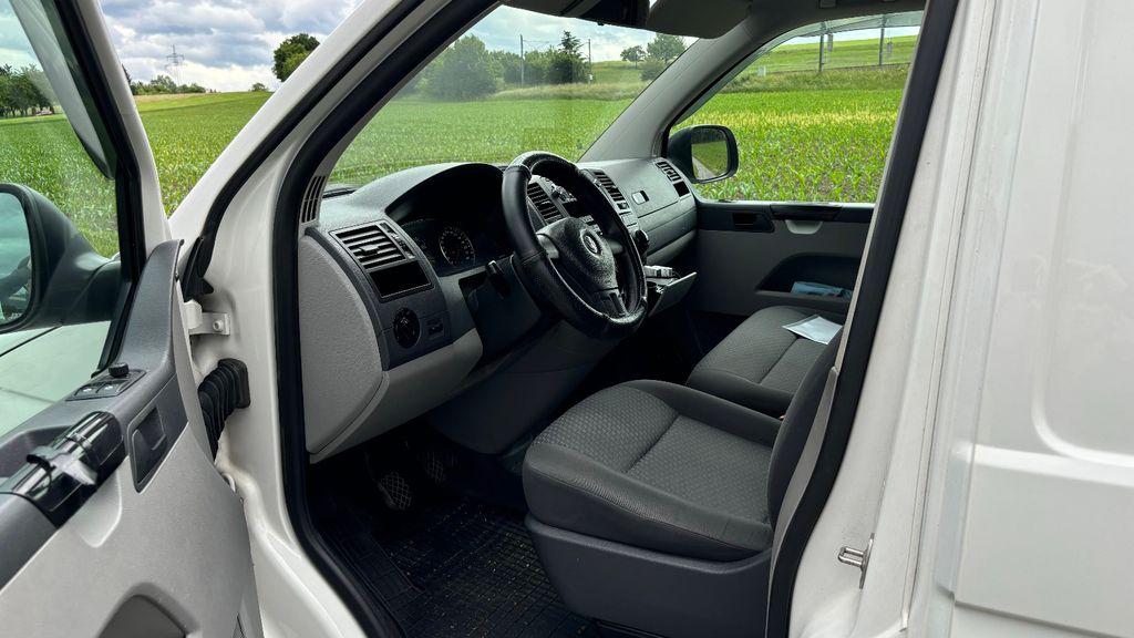 VW T5 Transporter 229.000 km 8.900 &euro; Magstadt 71106