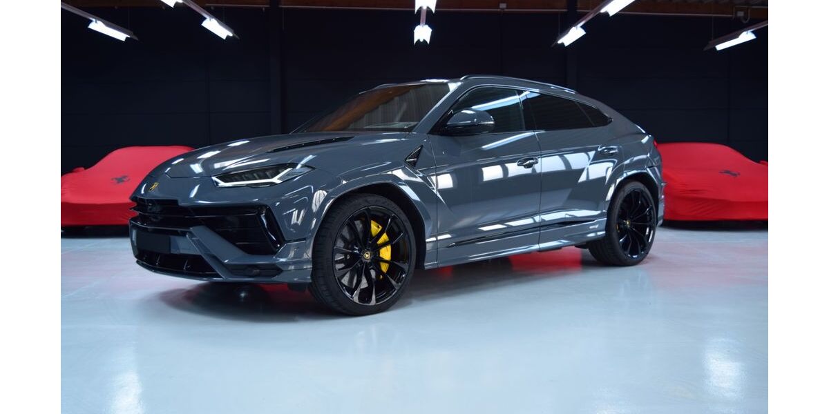 Lamborghini Urus 33.000 km 259.999 &euro; Hamburg 22339
