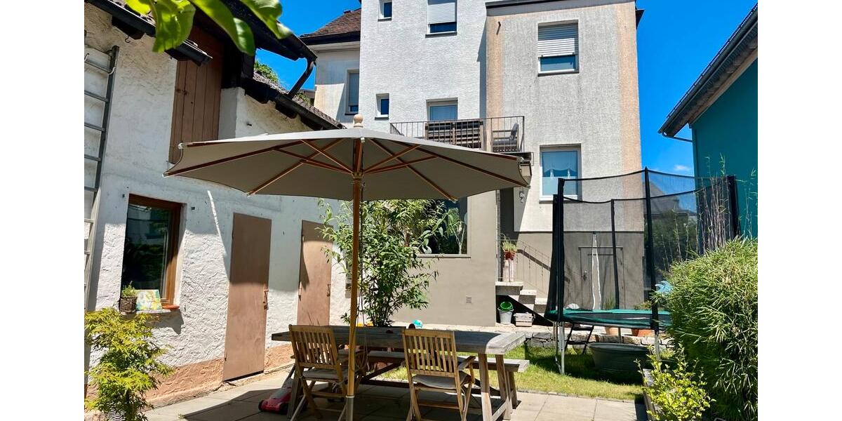 Design trifft Raum: 190qm lifestyle-Haus OT Oberursel 7 zimmer