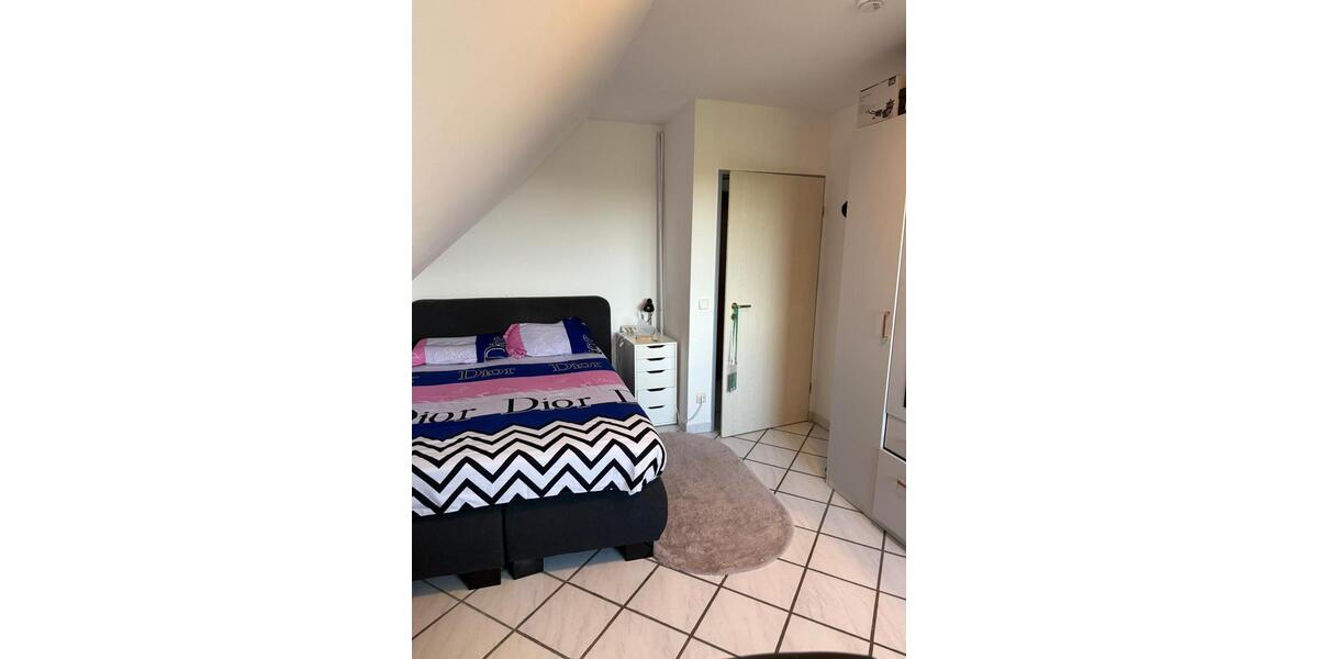 Dachgeschoßwohnung Münster Gievenbeck - 2 Zimmer, 40 m&sup2;, 350&euro; | Angebot:26624764