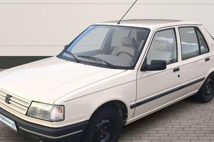 Peugeot 309 76.000 km 4.900 &euro; Coburg 96450