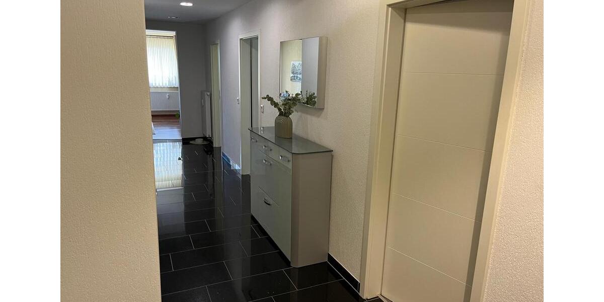 Etagenwohnung Villingen-Schwenningen Schwenningen - 4 Zimmer, 102 m&sup2;, 295.000&euro; | Angebot:26535283