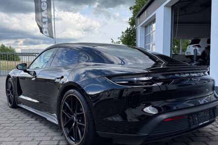 Porsche Taycan 67.488 km 57.999 € Merenberg 35799
