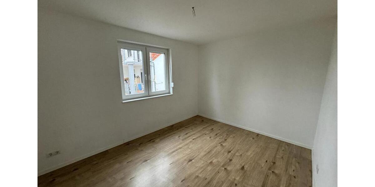 Etagenwohnung Schifferstadt - 4 Zimmer, 84 m&sup2;, 1.195&euro; | Angebot:26314777