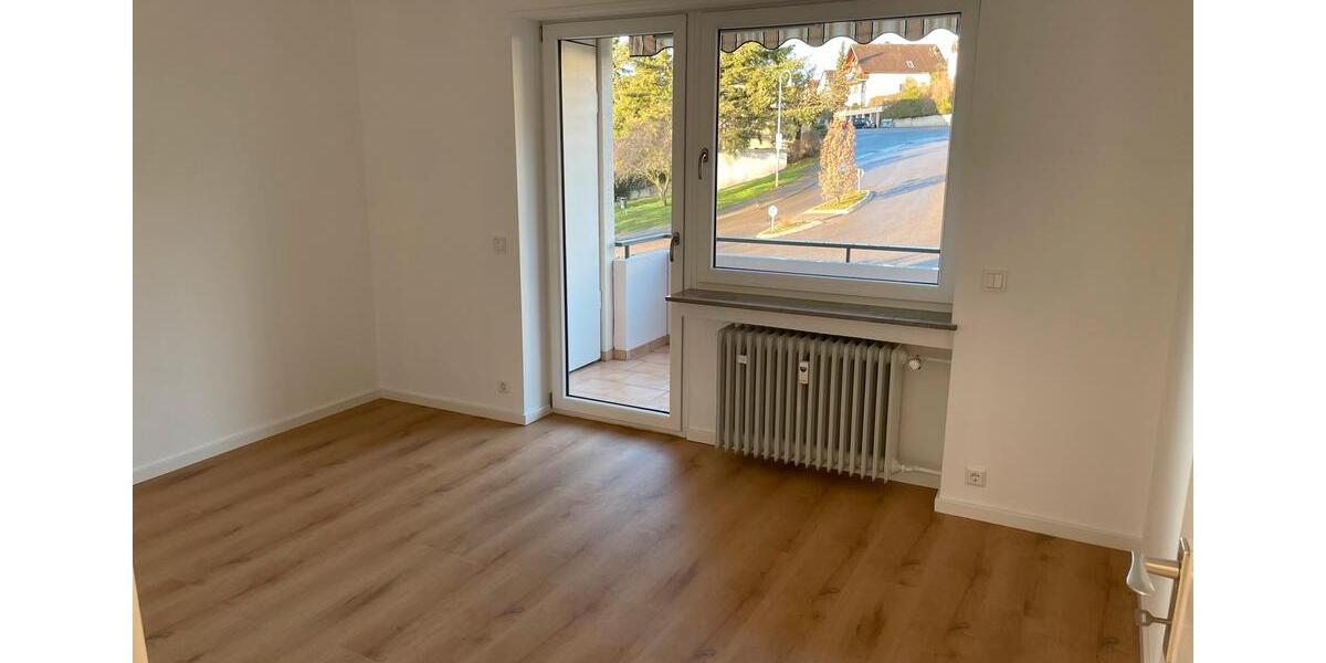 Etagenwohnung Weissach - 3 Zimmer, 97 m&sup2;, 1.250&euro; | Angebot:26399971