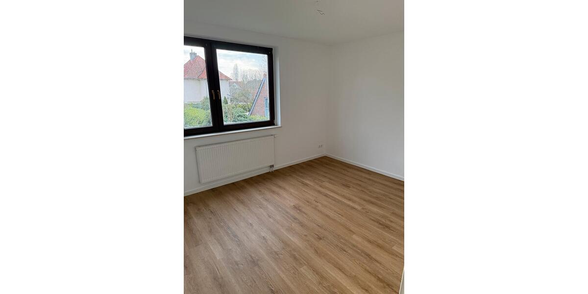 Etagenwohnung Oldenburg Ziegelhof - 4 Zimmer, 90 m&sup2;, 1.200&euro; | Angebot:25455571