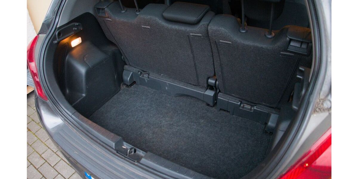 Toyota Yaris 112.742 km 4.500 &euro; Busenberg 76891