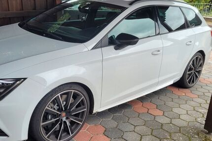Seat Leon 82.000 km 24.100 € Soltau 29614