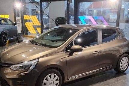 Renault Clio 82.000 km 10.650 &euro; Laupheim 88471