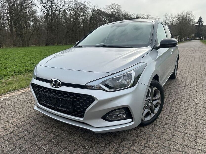 i20