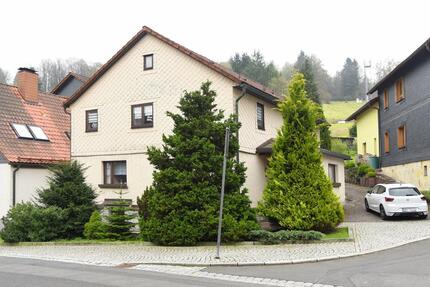 Haus Schleusingen - 8 Zimmer, 170 m&sup2;, 189.000&euro; | Angebot:26396982