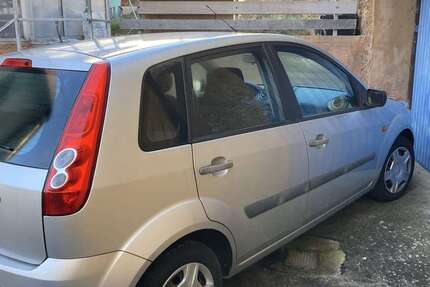 Ford Fiesta 155.000 km 1.400 &euro; Vaihingen 71665