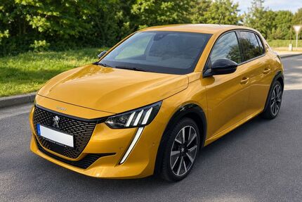 Peugeot 208 66.000 km 16.490 &euro; Stegaurach 96135