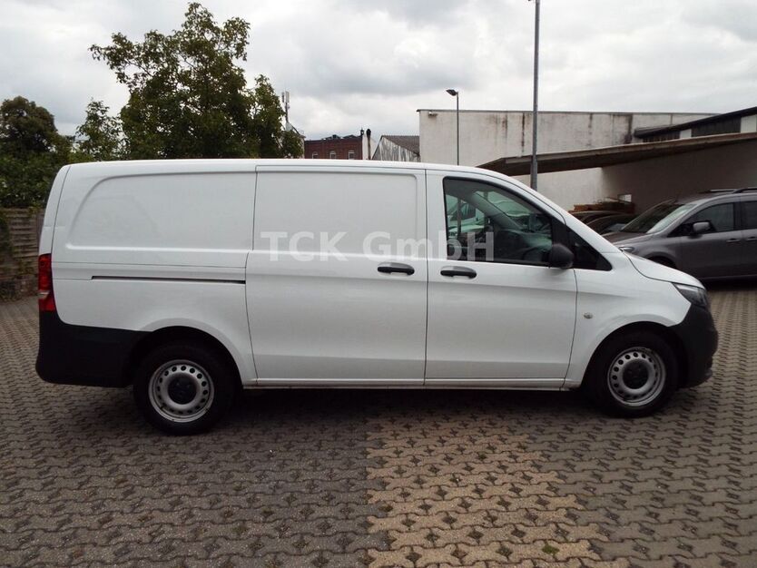 Mercedes-Benz Vito 82.000 km 16.053 € Mönchengladbach 41063