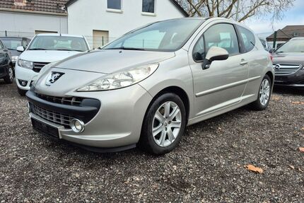 Peugeot 207 143.000 km 2.590 &euro; Rheinberg 47495