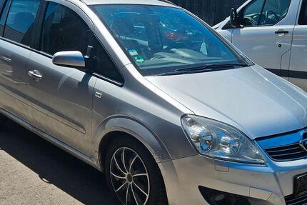 Opel Zafira 245.000 km 950 &euro; Aldingen 78554