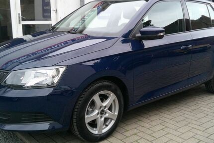 Skoda Fabia 57.350 km 9.200 &euro; Aschersleben 06449
