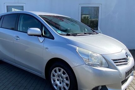 Toyota Verso 236.000 km 2.990 &euro; Goslar 38644