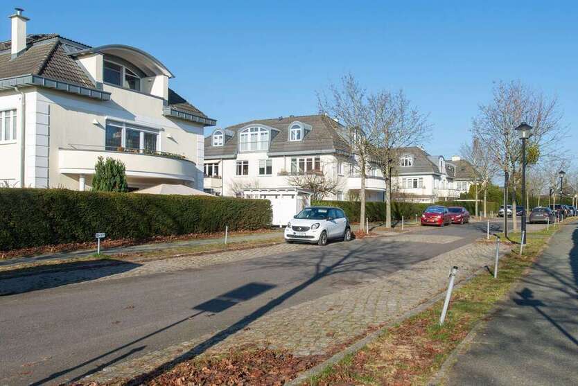 Grundstück zu verkaufen in Hohen Neuendorf 394.500 € 663 m²