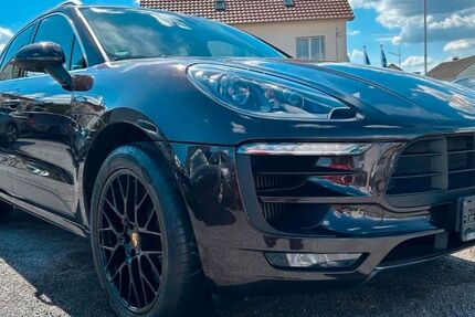 Porsche Macan 99.812 km 38.990 &euro; Saarbrücken 66117