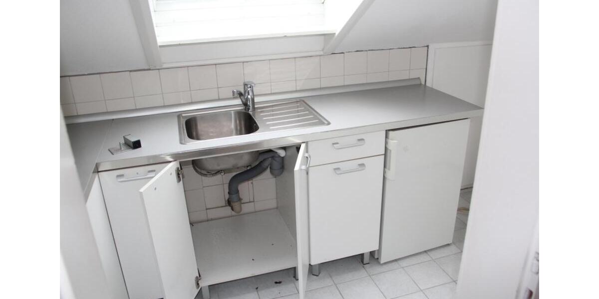 Dachgeschoßwohnung Esslingen am Neckar Hegensberg - 2 Zimmer, 50 m&sup2;, 700&euro; | Angebot:25392231
