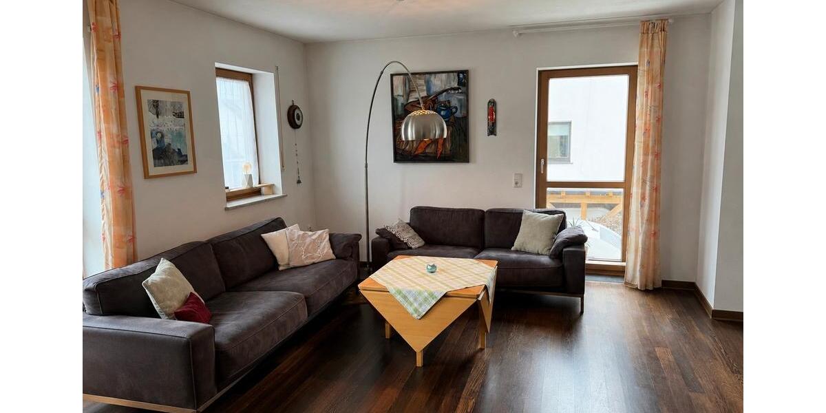 Doppelhaushälfte Lennestadt - 7.5 Zimmer, 145 m&sup2;, 379.000&euro; | Angebot:27048330