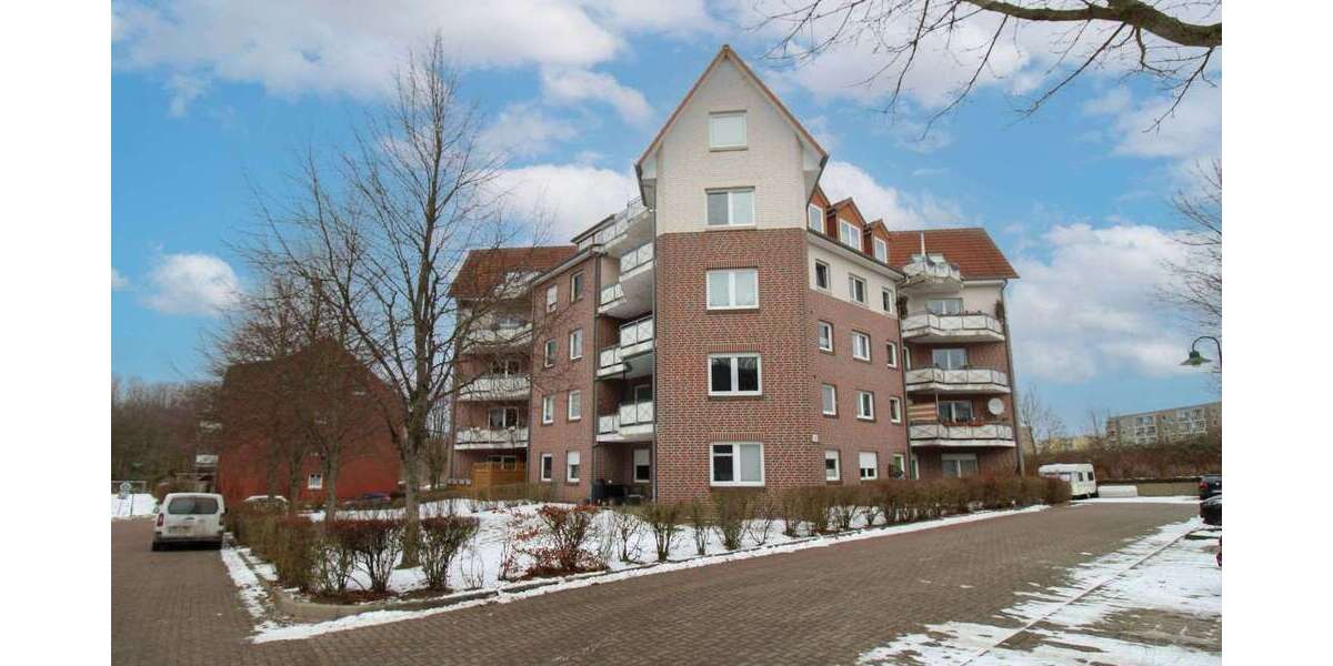 Etagenwohnung Bergen auf Rügen - 4 Zimmer, 104 m&sup2;, 215.000&euro; | Angebot:26300051