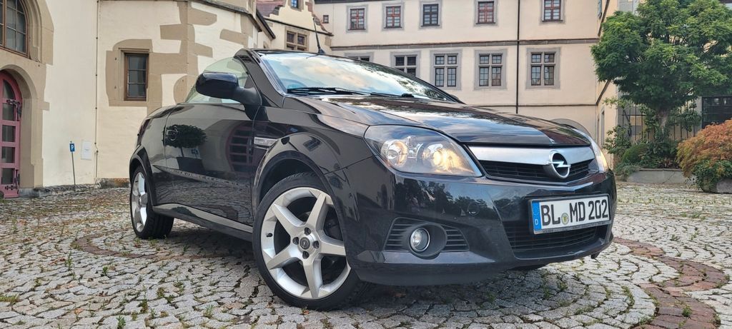 Opel Tigra 155.000 km 3.450 € Haigerloch 72401