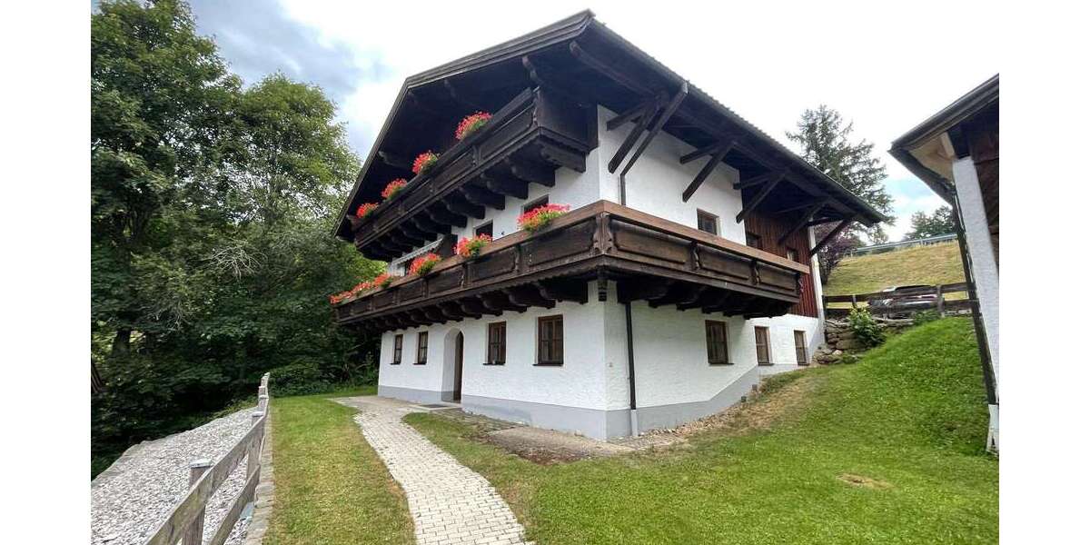 Wohnung zum Kaufen in Hauzenberg 120.000 € 59.92 m² 2 zimmer