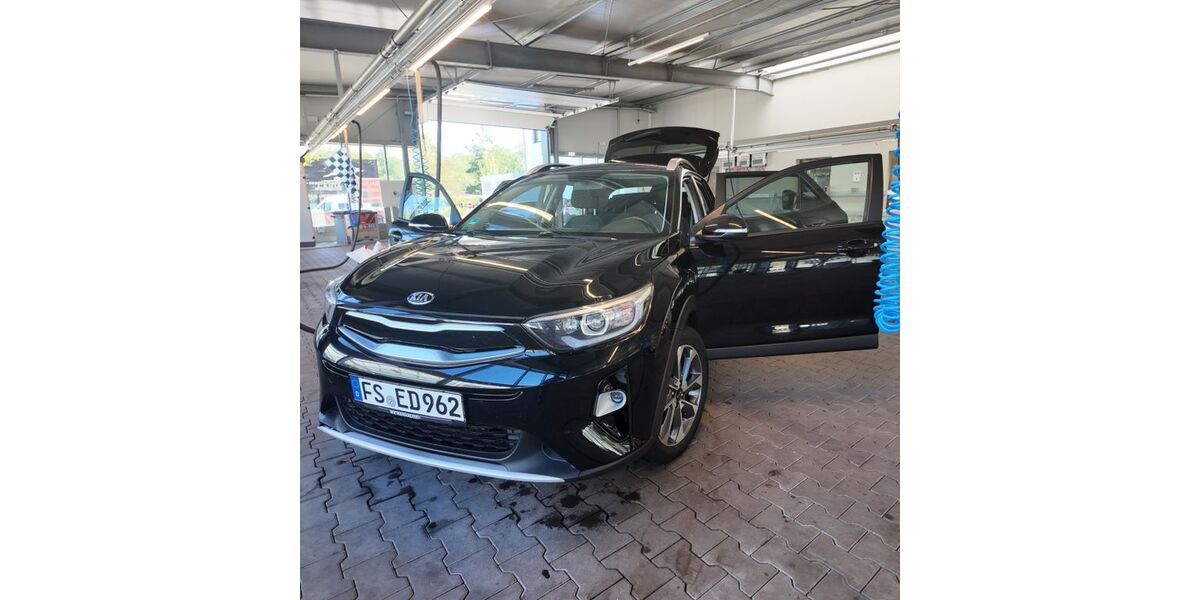 Kia Stonic 115.000 km 11.990 &euro; Freising 85356