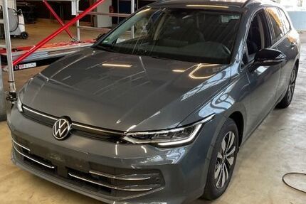 VW Golf 5.258 km 28.888 € Hamburg 22761