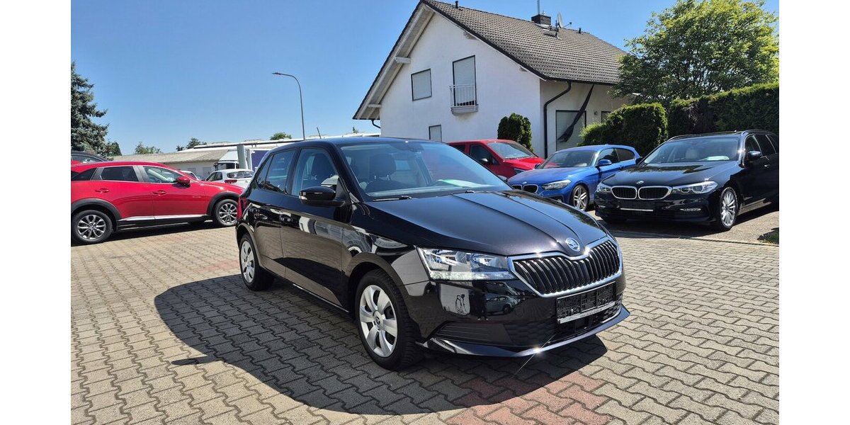 Skoda Fabia Ambition, Klima, Kamera, Carplay, Navi 41.400 km 15.490 &euro; Rodgau 63110