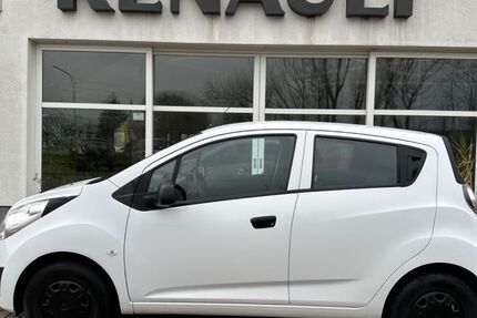 Chevrolet Spark 119.778 km 3.499 € Sömmerda 99610