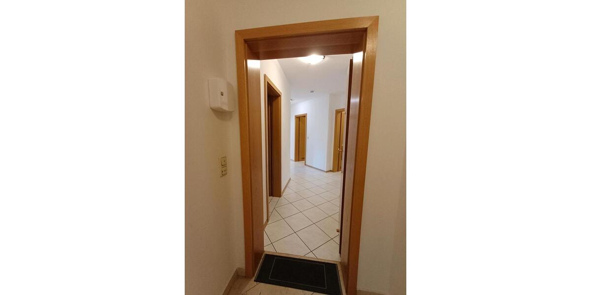 Erdgeschoßwohnung Hengersberg - 2 Zimmer, 63 m&sup2;, 180.000&euro; | Angebot:27155207